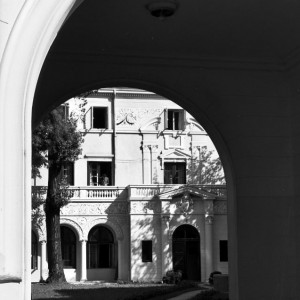 Romanian Academy of Sciences, Bucharest. View through the archway into the inner courtyard of the institute building, 1969. 